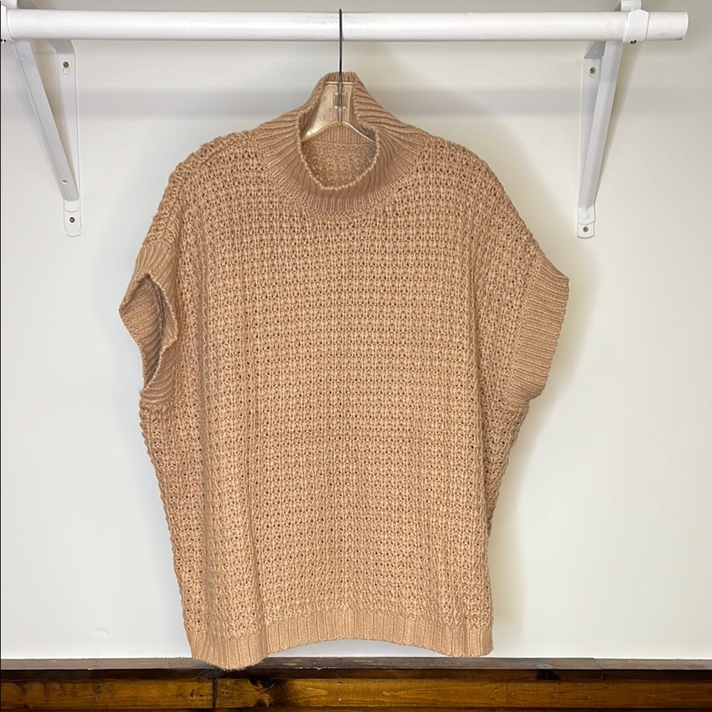 Amazon Chunky Knit Cozy Tan Sleeveless Layering Sweater w/ Turtleneck- M